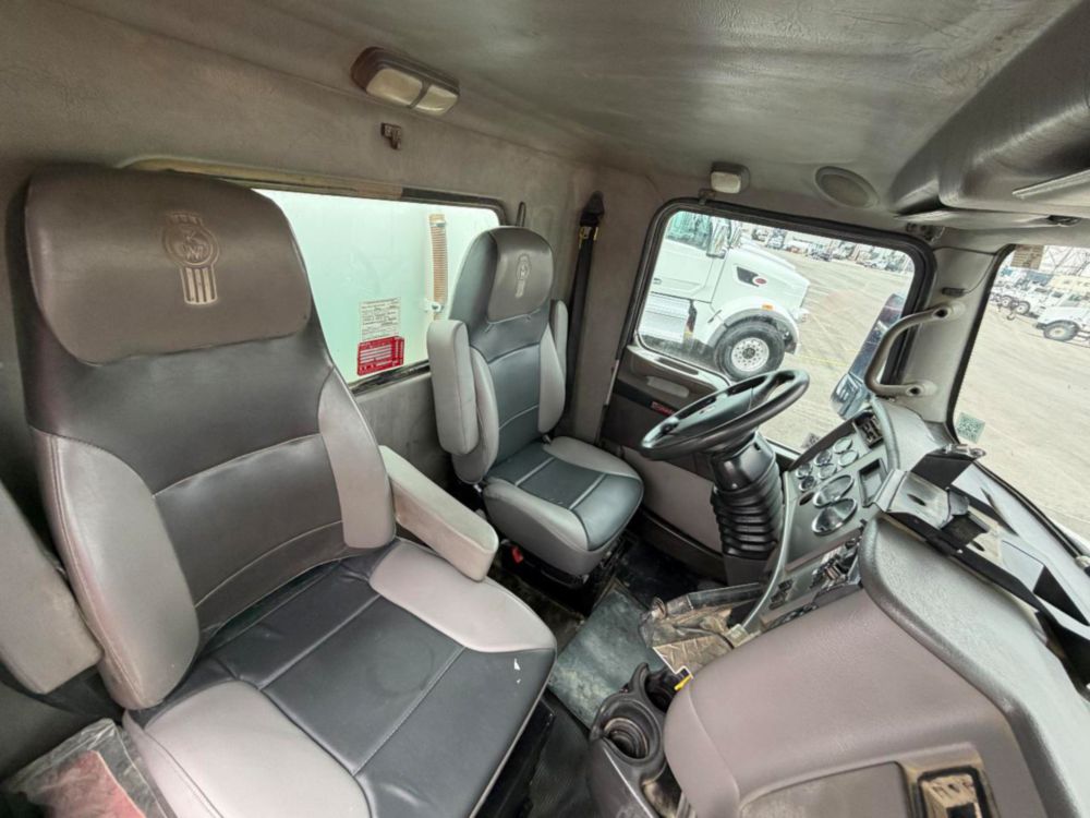 2020 Kenworth T370 4x2 Lube Truck