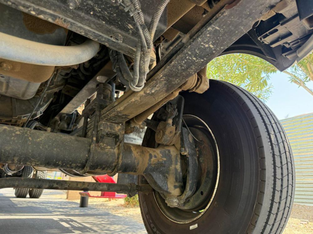 2010 Kenworth T-300 Lift-All LAN/HD-75-2F Bucket Truck