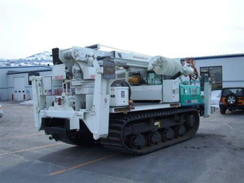 48.6 ft Track Digger Derrick