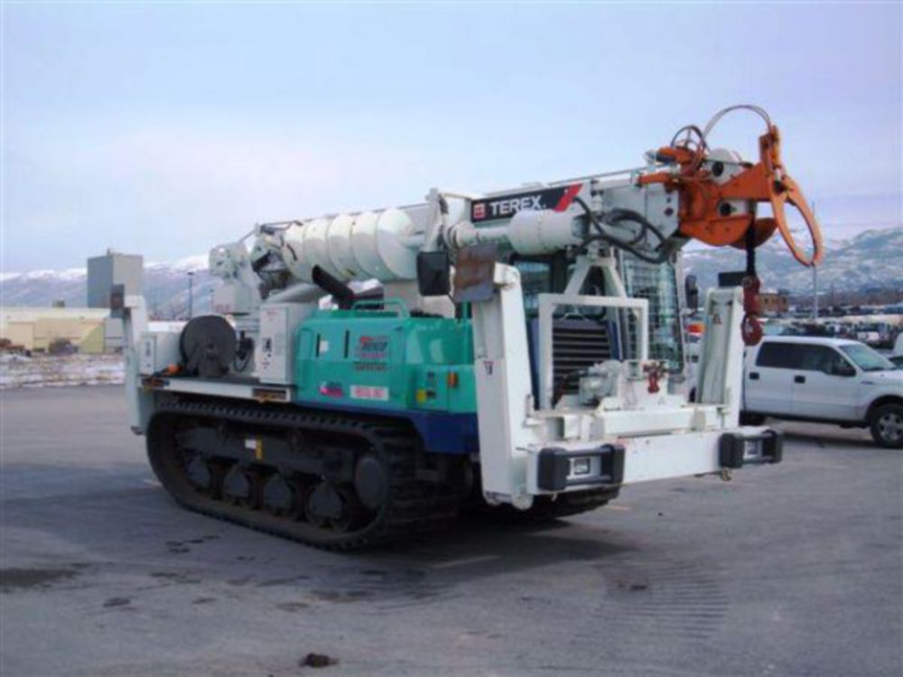 48.6 ft Track Digger Derrick