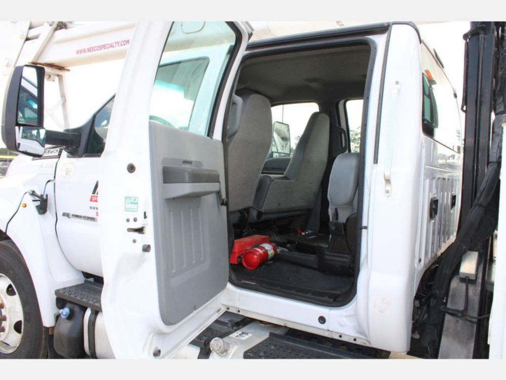2019 Ford F-750 Crew Cab 4x2 Terex TC-65 Bucket Truck
