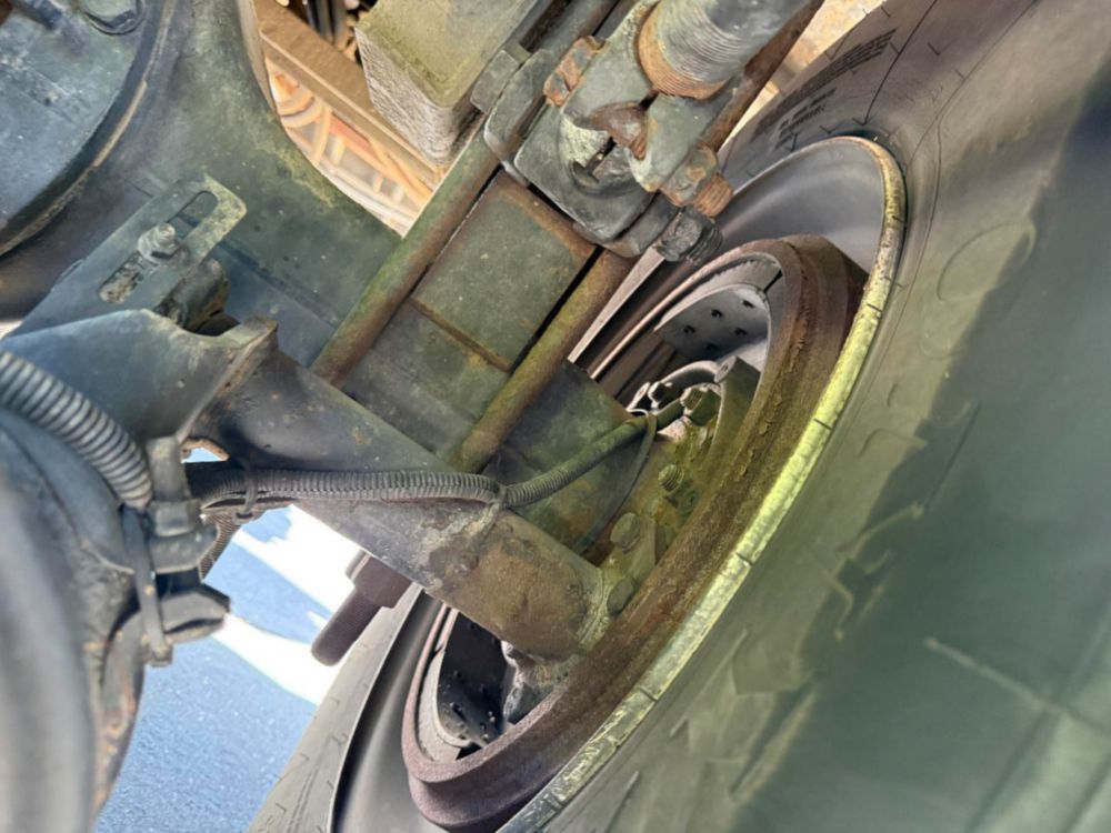 2010 Kenworth T-300 Lift-All LAN/HD-75-2F Bucket Truck