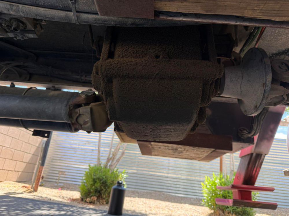 2010 Kenworth T-300 Lift-All LAN/HD-75-2F Bucket Truck