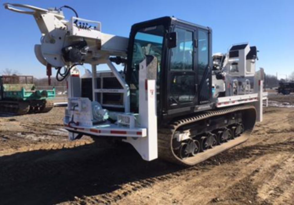 51.1 ft Track Digger Derrick
