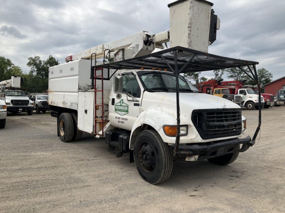 2002 Ford F-750 Terex Hi Ranger XT5 55' Forestry Bucket Truck