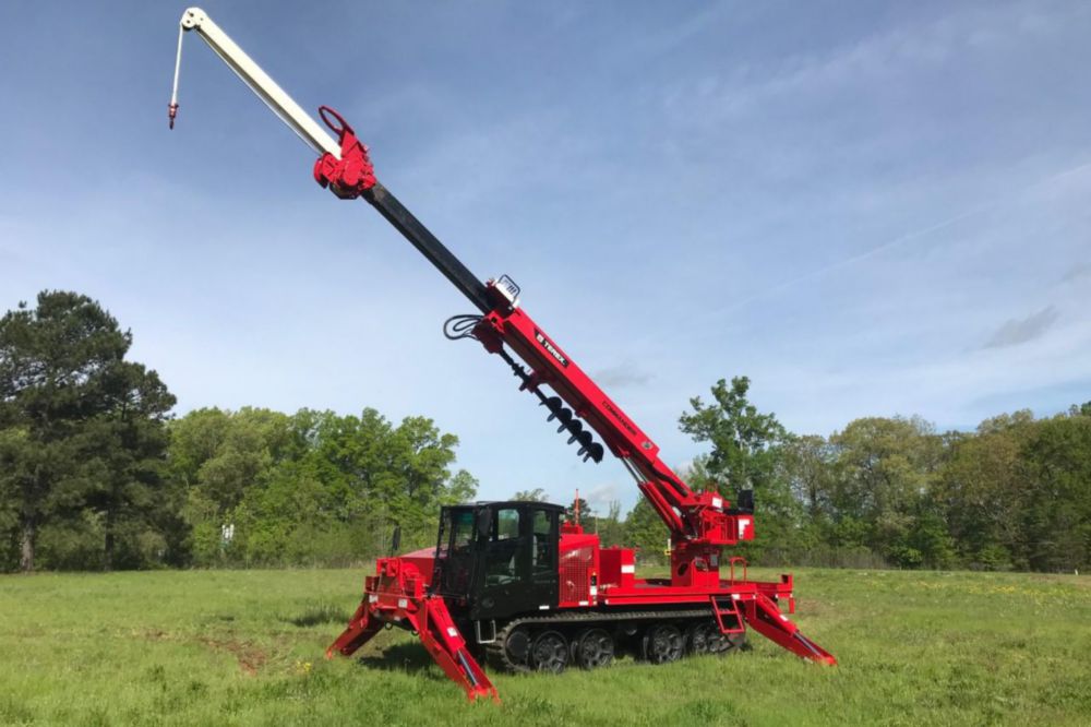 47.4 ft Track Digger Derrick