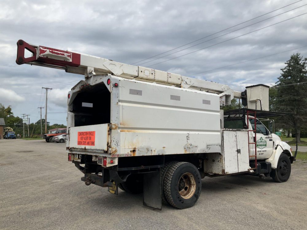 2002 Ford F-750 Terex Hi Ranger XT5 55' Forestry Bucket Truck