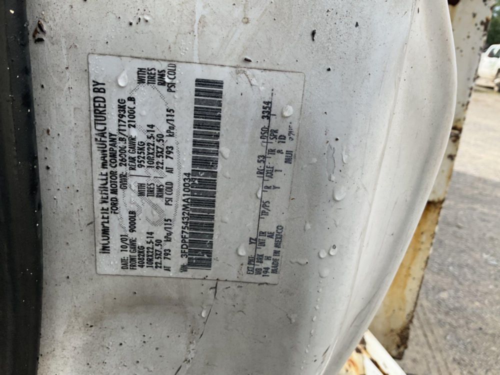 2002 Ford F-750 Terex Hi Ranger XT5 55' Forestry Bucket Truck