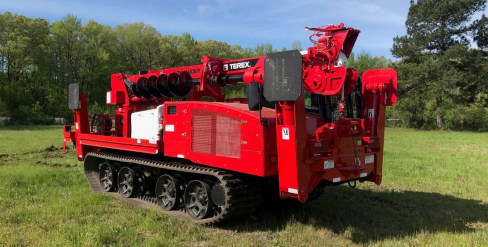 47.4 ft Track Digger Derrick