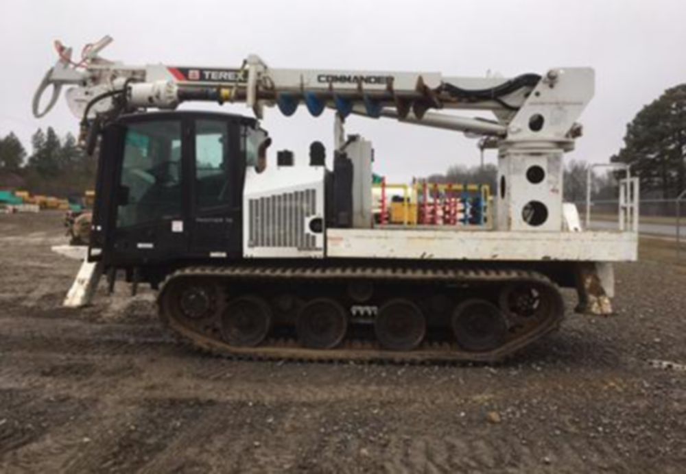 45.5 ft Track Digger Derrick