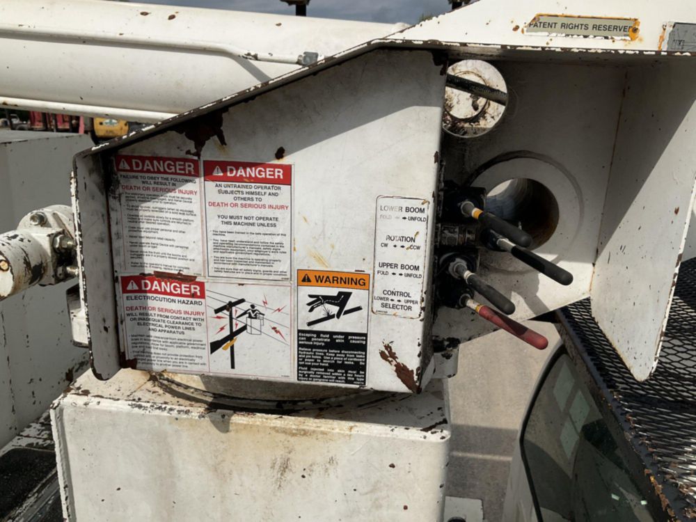 2002 Ford F-750 Terex Hi Ranger XT5 55' Forestry Bucket Truck
