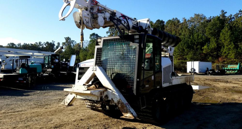 45.5 ft Track Digger Derrick