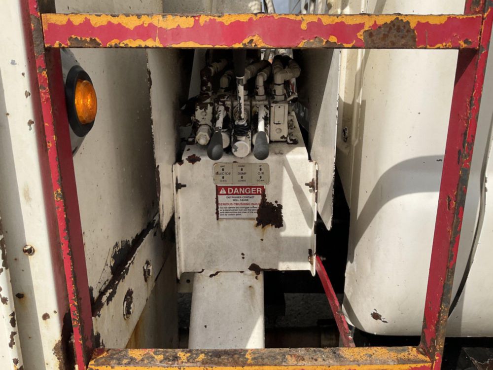 2002 Ford F-750 Terex Hi Ranger XT5 55' Forestry Bucket Truck