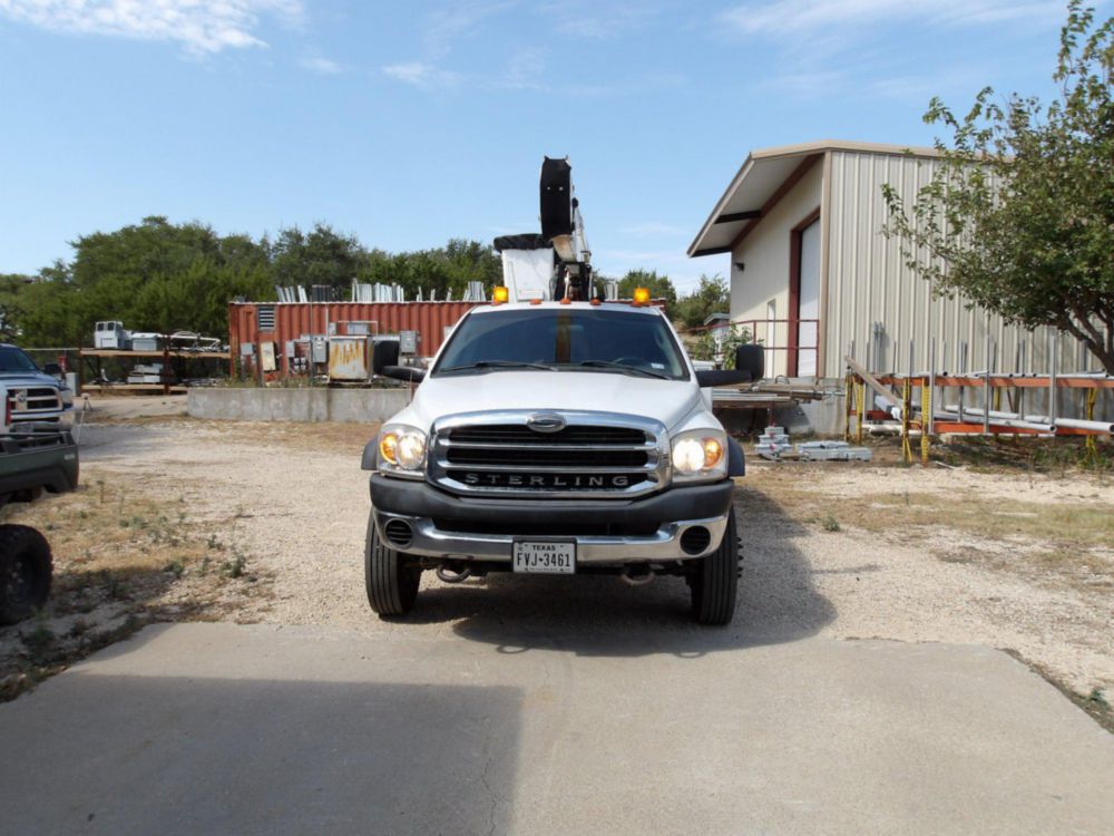 2008 Sterling 4500 UTEM Skyjacker Bucket Truck