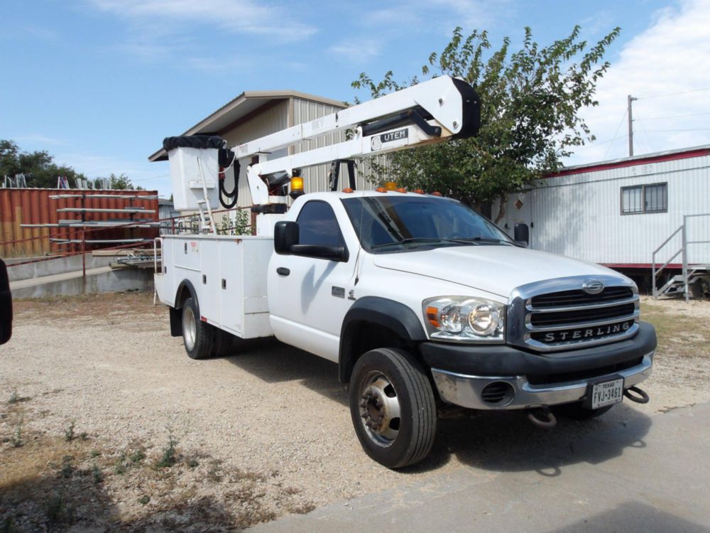 2008 Sterling 4500 UTEM Skyjacker Bucket Truck