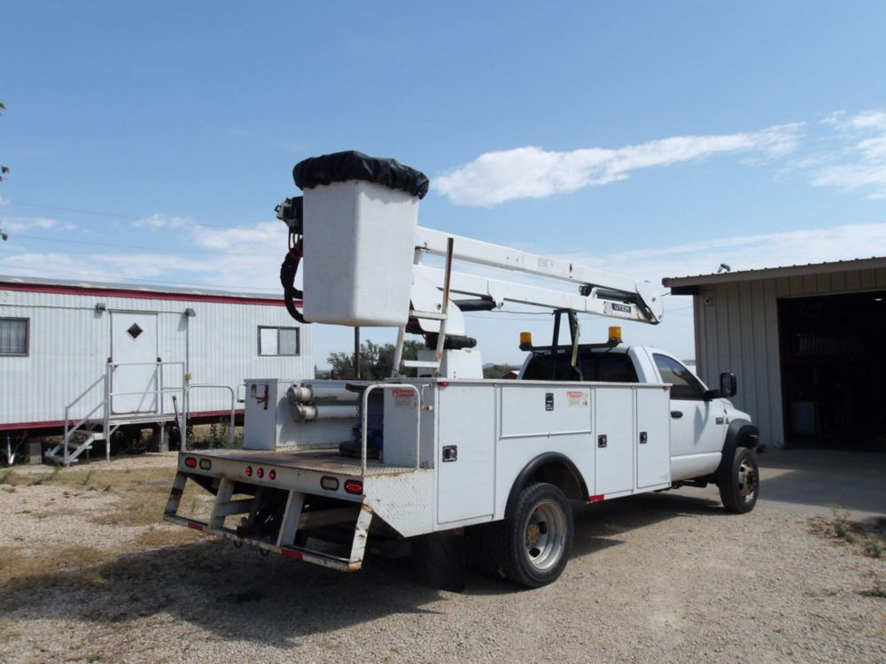2008 Sterling 4500 UTEM Skyjacker Bucket Truck