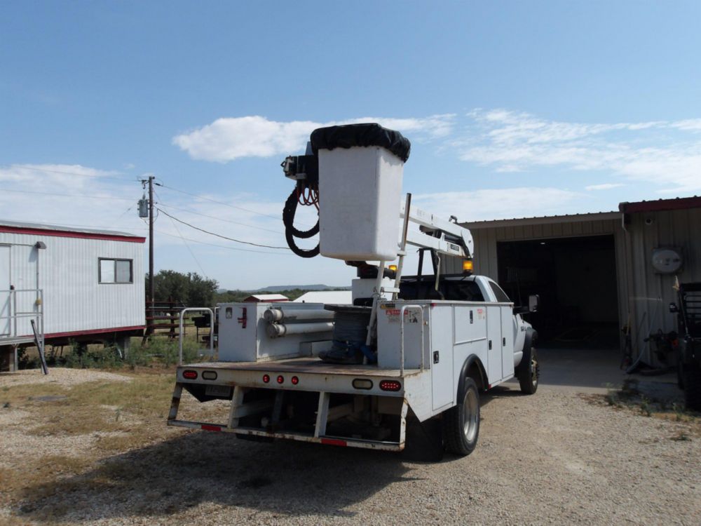 2008 Sterling 4500 UTEM Skyjacker Bucket Truck