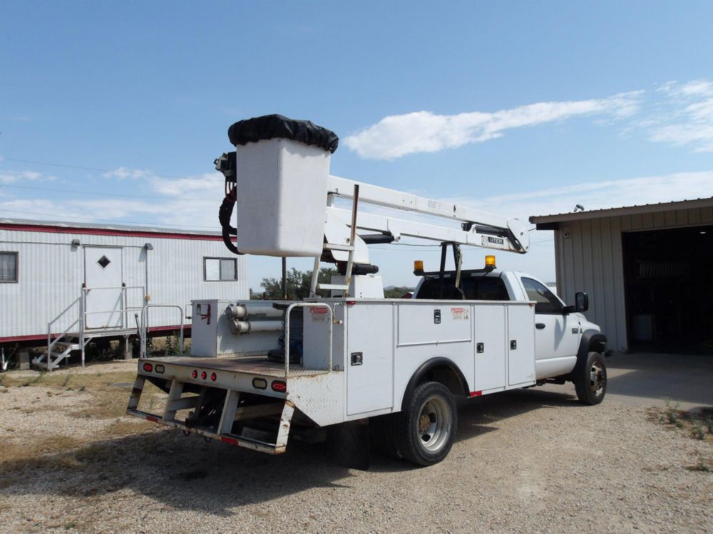 2008 Sterling 4500 UTEM Skyjacker Bucket Truck