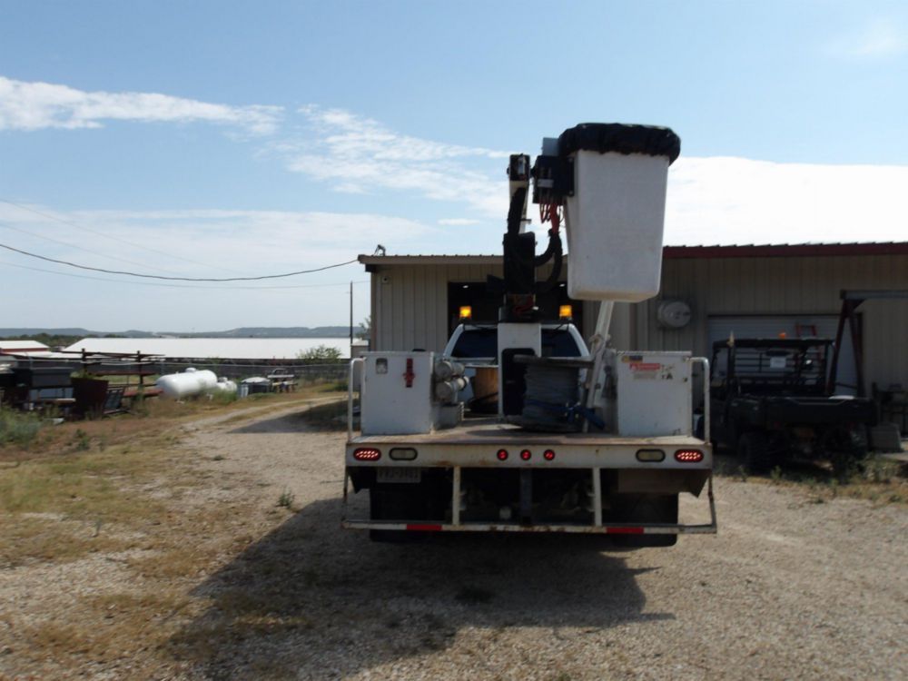 2008 Sterling 4500 UTEM Skyjacker Bucket Truck
