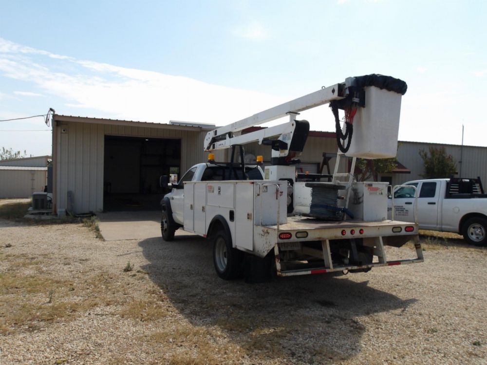 2008 Sterling 4500 UTEM Skyjacker Bucket Truck
