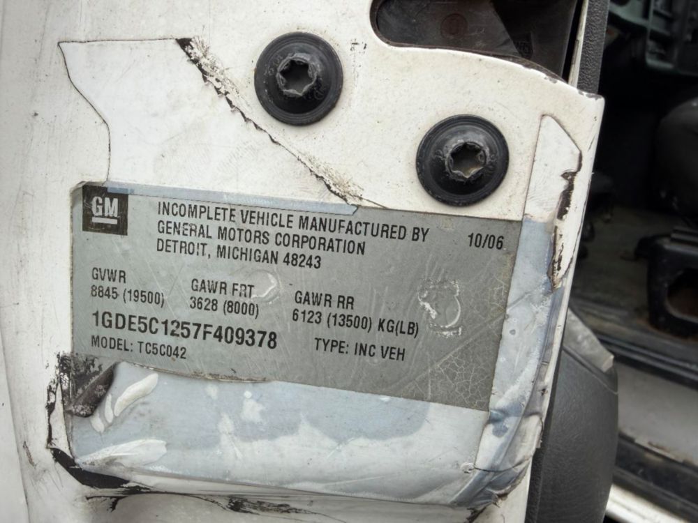2007 GMC 5500 Altec 37-G Altec Bucket Truck