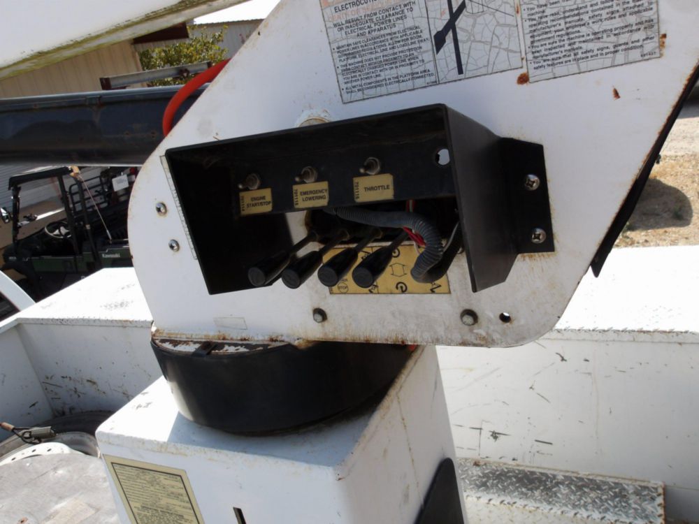 2008 Sterling 4500 UTEM Skyjacker Bucket Truck