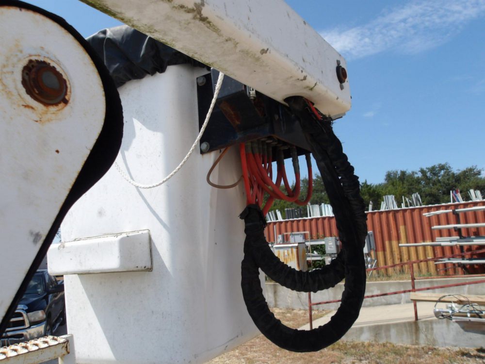 2008 Sterling 4500 UTEM Skyjacker Bucket Truck
