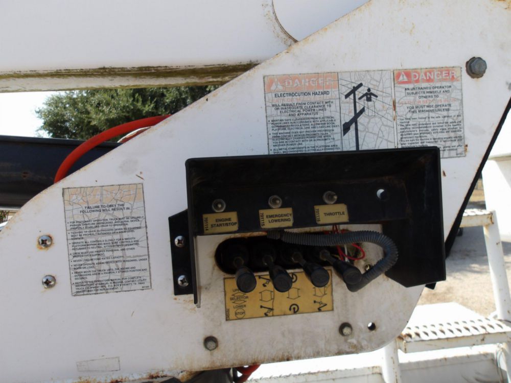 2008 Sterling 4500 UTEM Skyjacker Bucket Truck