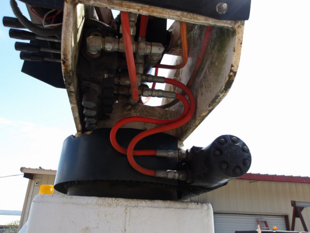 2008 Sterling 4500 UTEM Skyjacker Bucket Truck