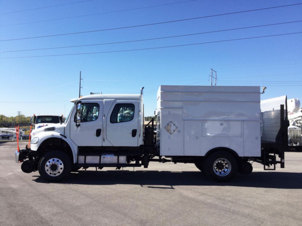 2013 Freightliner M2106 4x4 Hi-Rail Service Truck