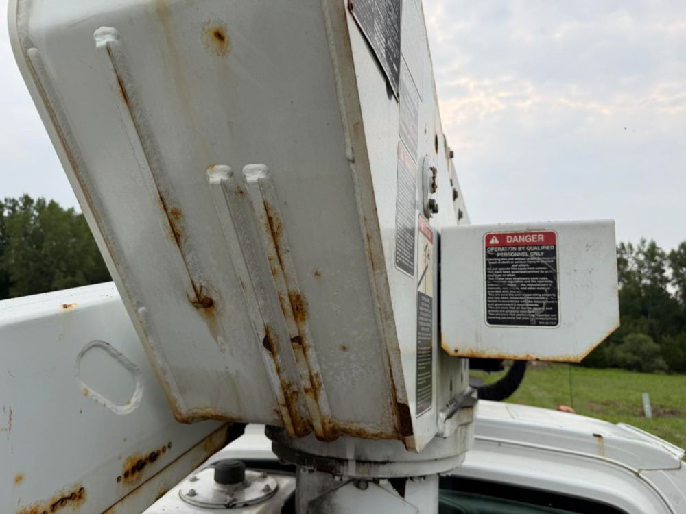 2007 GMC 5500 Altec 37-G Altec Bucket Truck