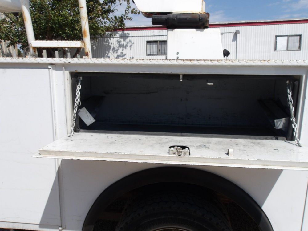 2008 Sterling 4500 UTEM Skyjacker Bucket Truck