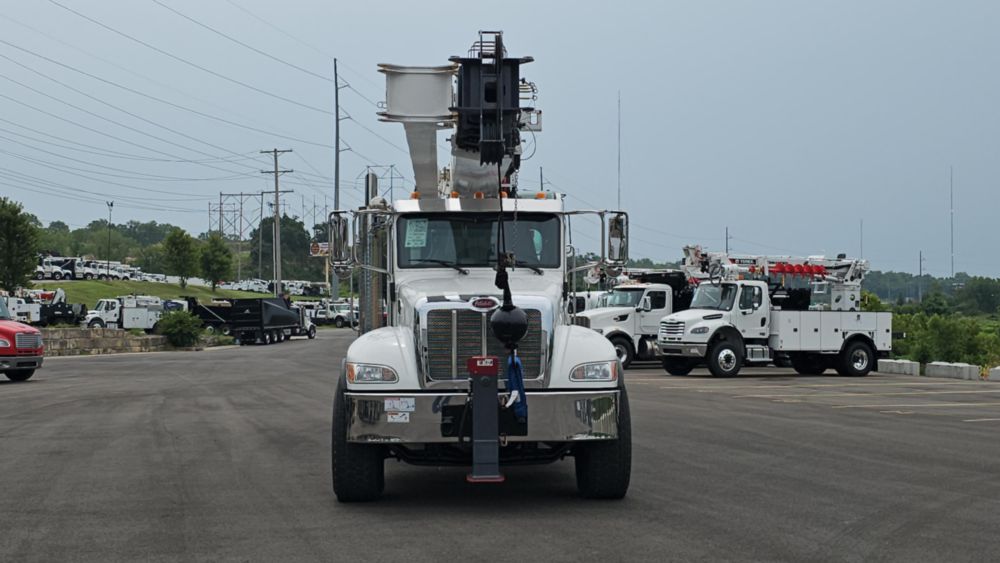 2021 Peterbilt 348 6x4 Load King Stinger 35-127RS Boom Truck
