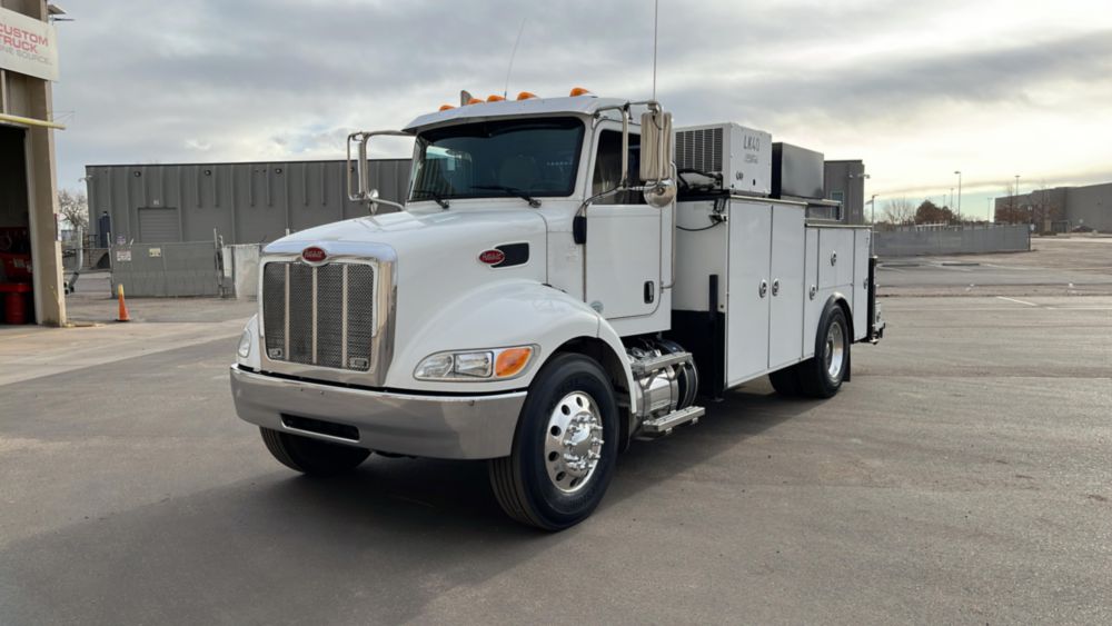 2019 Peterbilt 337 4x2 Load King Voyager II Service Truck With Crane