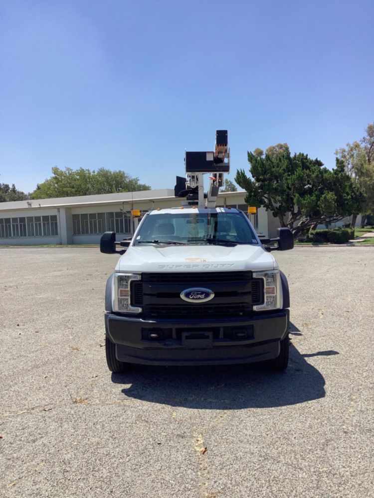 2019 Ford F550 4x4 Versalift SST-40-EIH Bucket Truck