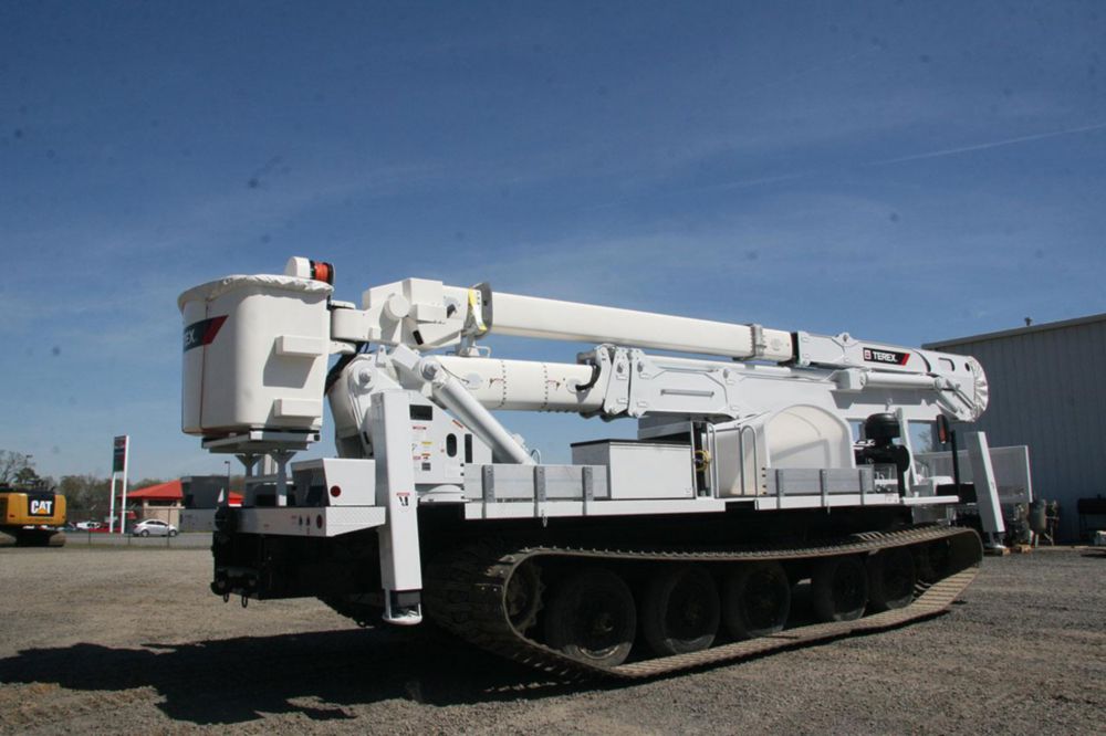 125 ft Insulated Material Handling Track Bucket