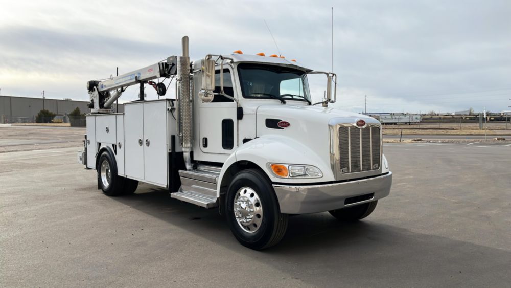 2019 Peterbilt 337 4x2 Load King Voyager II Service Truck With Crane