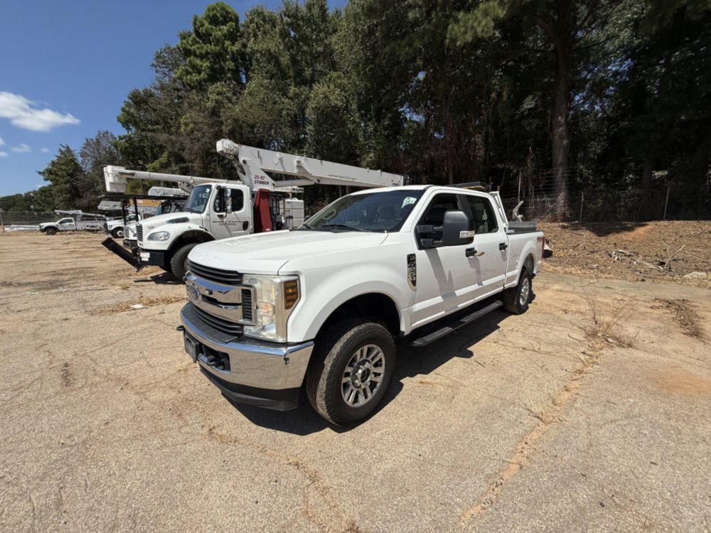 2019 Ford F-250 Crew Cab 4x4 Pickup Truck