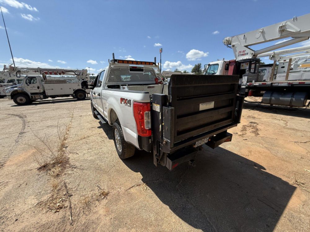 2019 Ford F-250 Crew Cab 4x4 Pickup Truck