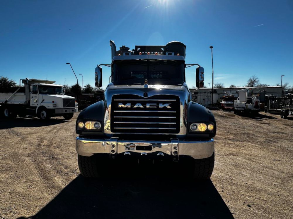 2021 Mack Granite Vermeer VXT600-11 Tri-Axle Vacuum Excavator Truck