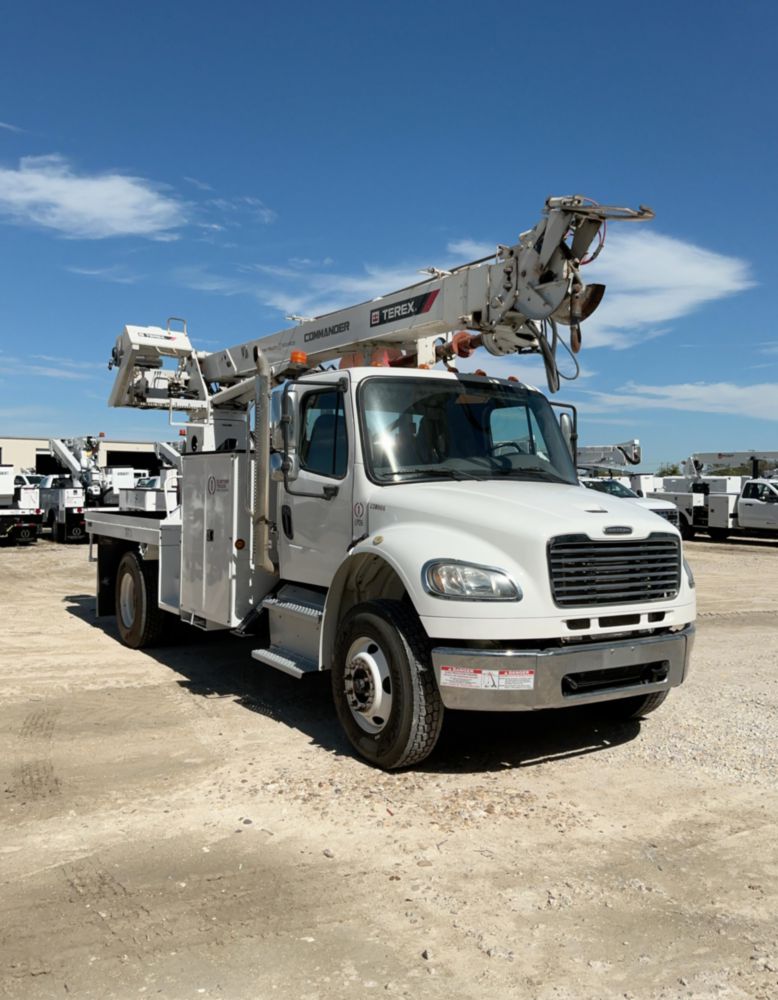 2019 Freightliner M2106 4x2 Terex C4047 Digger Derrick