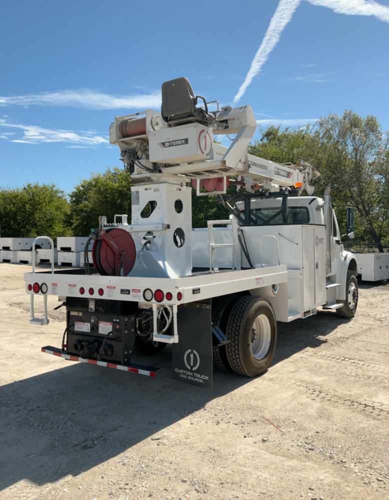 2019 Freightliner M2106 4x2 Terex C4047 Digger Derrick