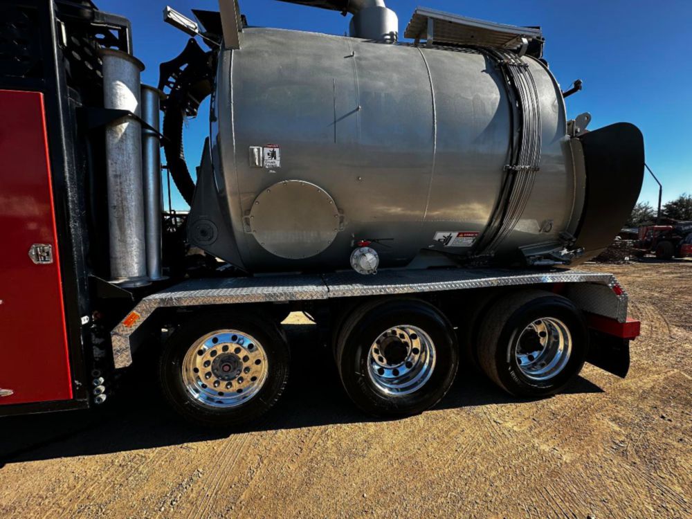 2021 Mack Granite Vermeer VXT600-11 Tri-Axle Vacuum Excavator Truck