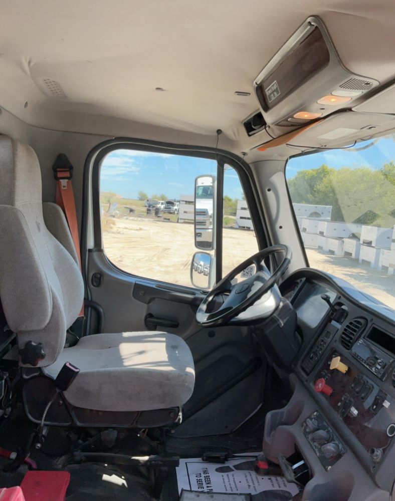 2019 Freightliner M2106 4x2 Terex C4047 Digger Derrick