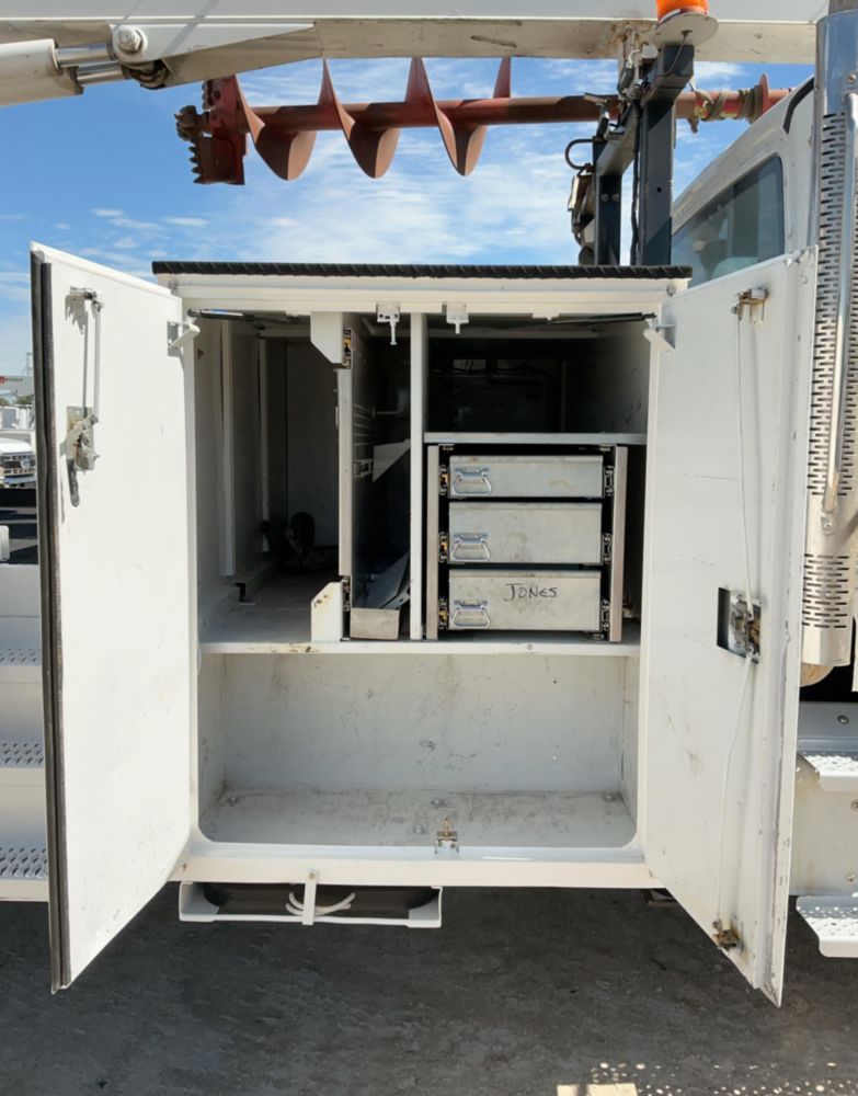 2019 Freightliner M2106 4x2 Terex C4047 Digger Derrick