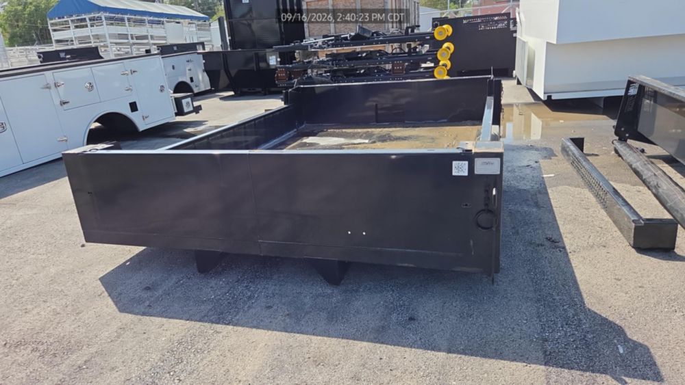 New Load King 11' Contractors Bed