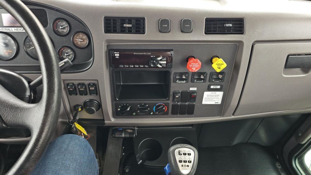 2021 Peterbilt 348 6x4 Load King Stinger 35-127RS Boom Truck
