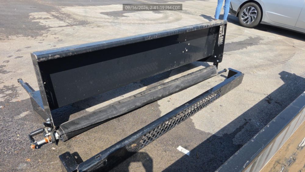 New Load King 11' Contractors Bed