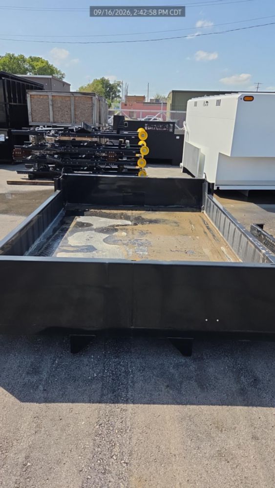 New Load King 11' Contractors Bed