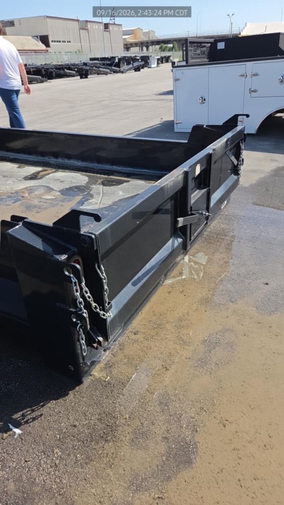 New Load King 11' Contractors Bed